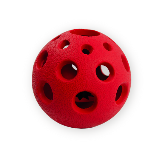 Rocky Chums Pelota Flexible Multifuncional De Caucho Natural Con Hoyos 3" By Sharpaw